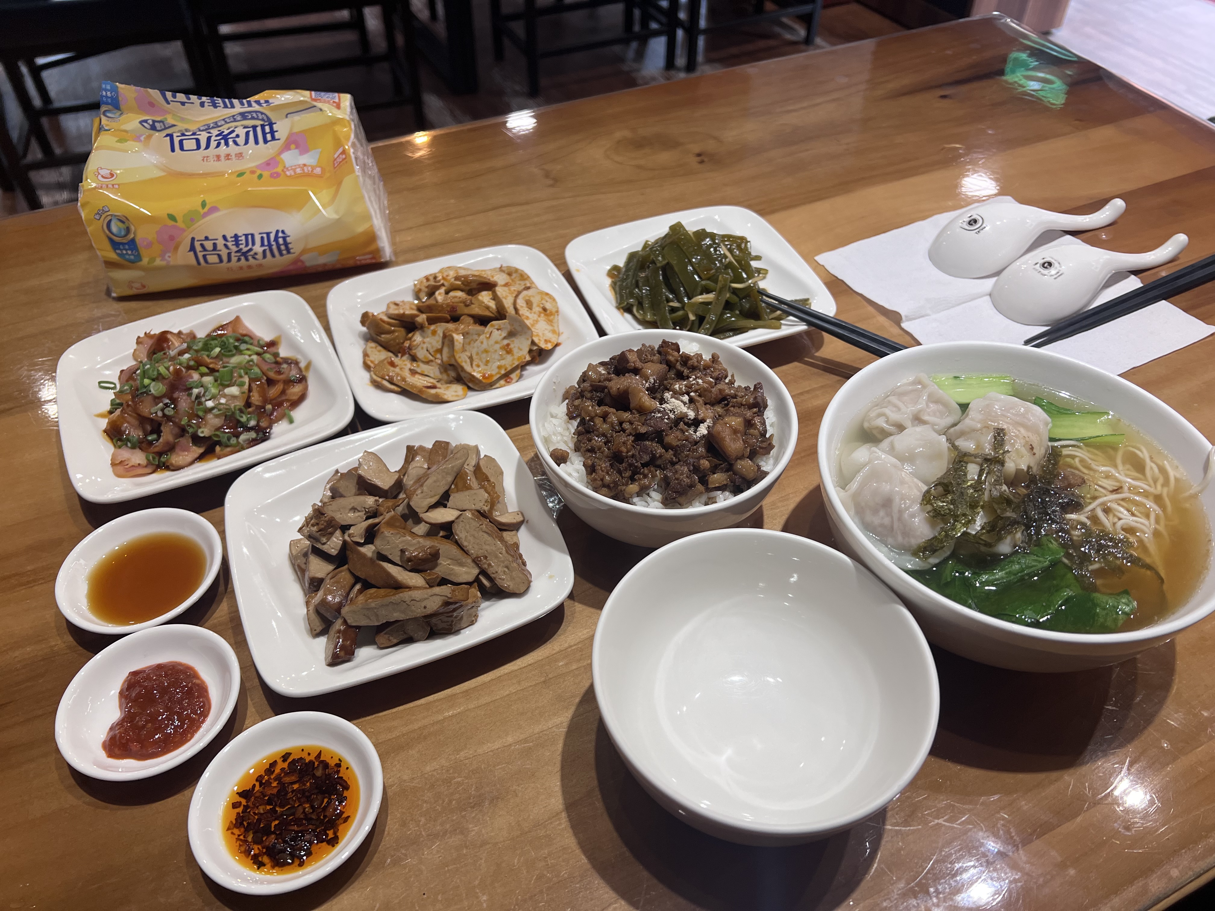 高雄五福扁食 K.H.Wufu 內湖港墘店